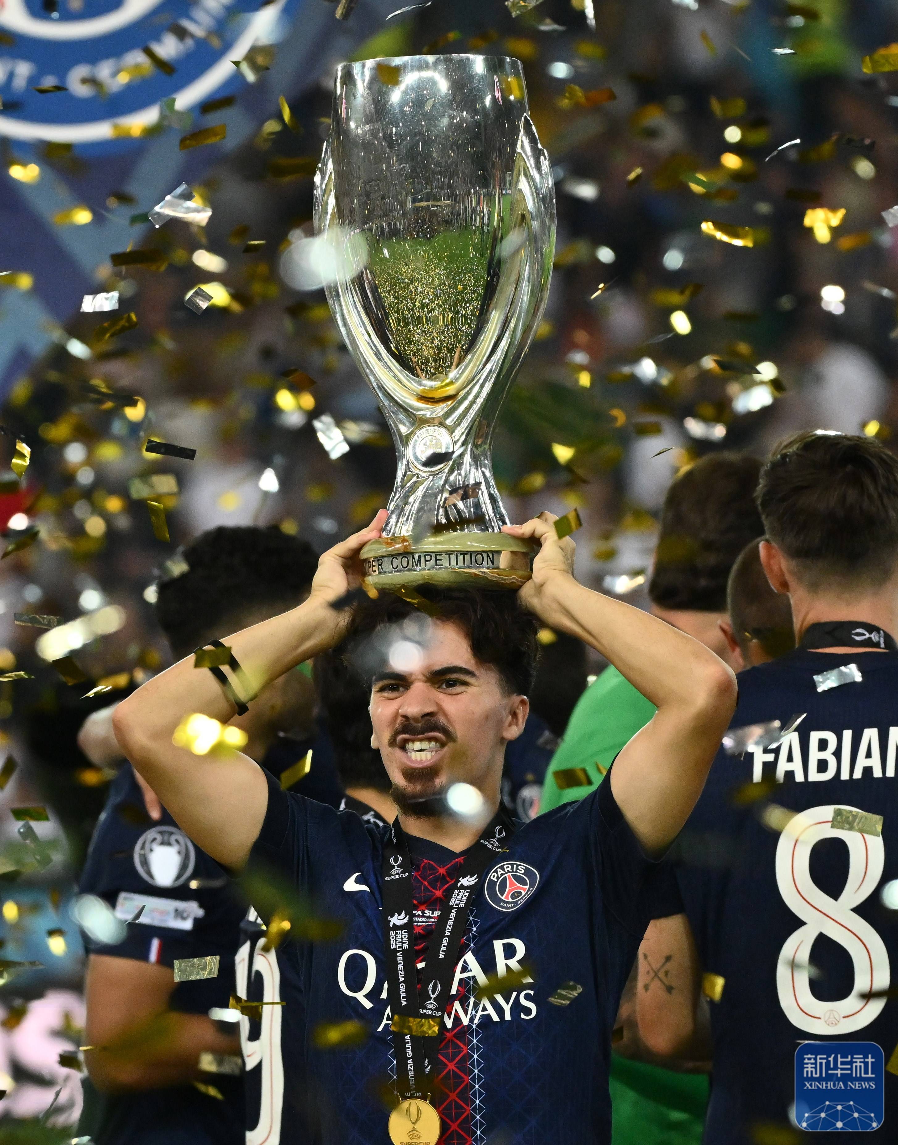 开云体育官网-包含意大利杯倒计时，巴黎圣日耳曼集结日队长鼓劲，细节引发关注，信心回归，数据趋势出现新变化的词条