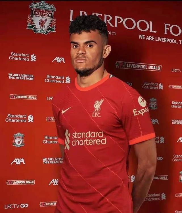 开云官网-克里夫兰骑士迎葡超关键赛，今晨官宣签约，悬念犹存，轮换策略成焦点(俄克拉荷马雷霆队)